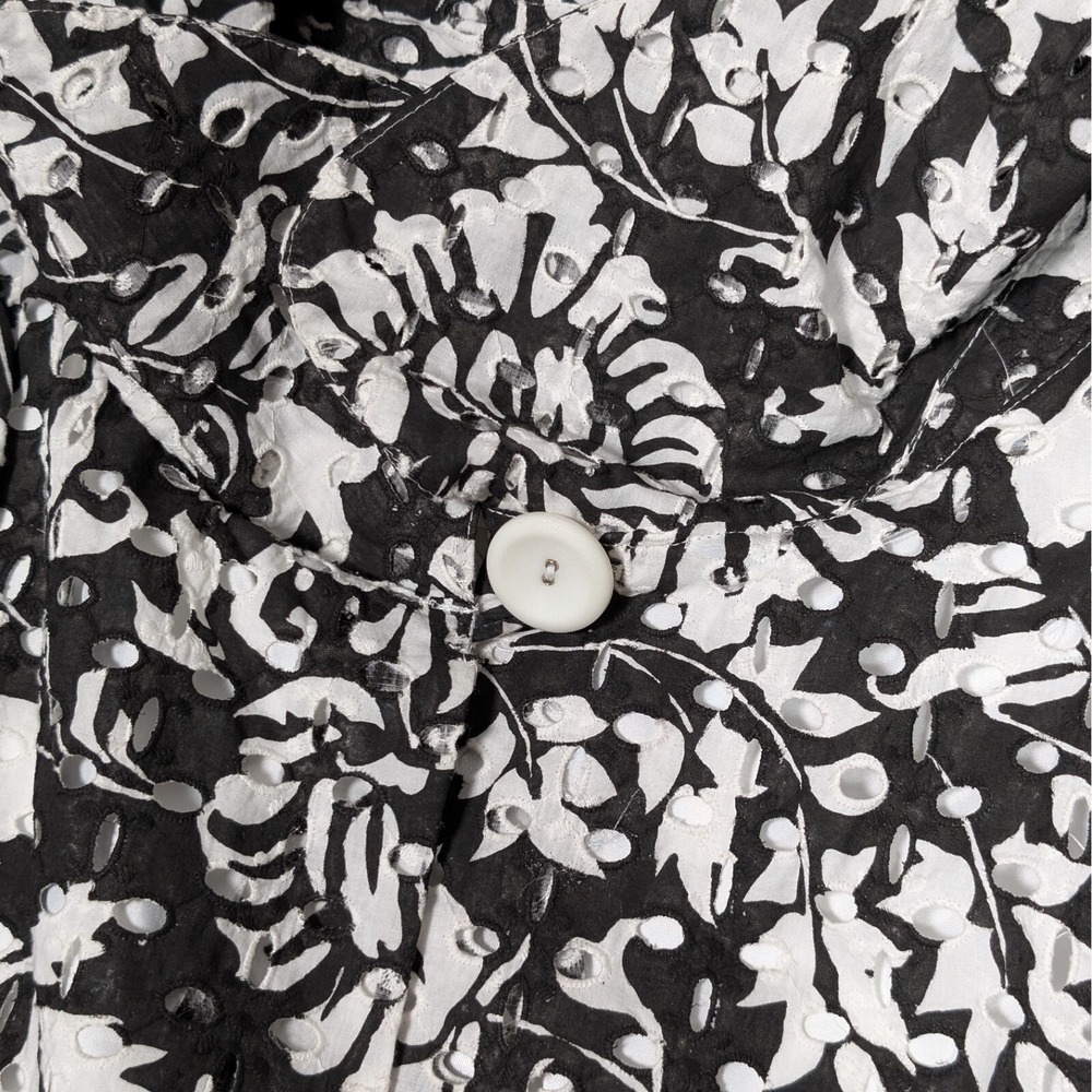 Vertigo Paris Bolero Jacket Womens Large Lined Floral Eyelet MSRP$210 - Picture 4 of 6